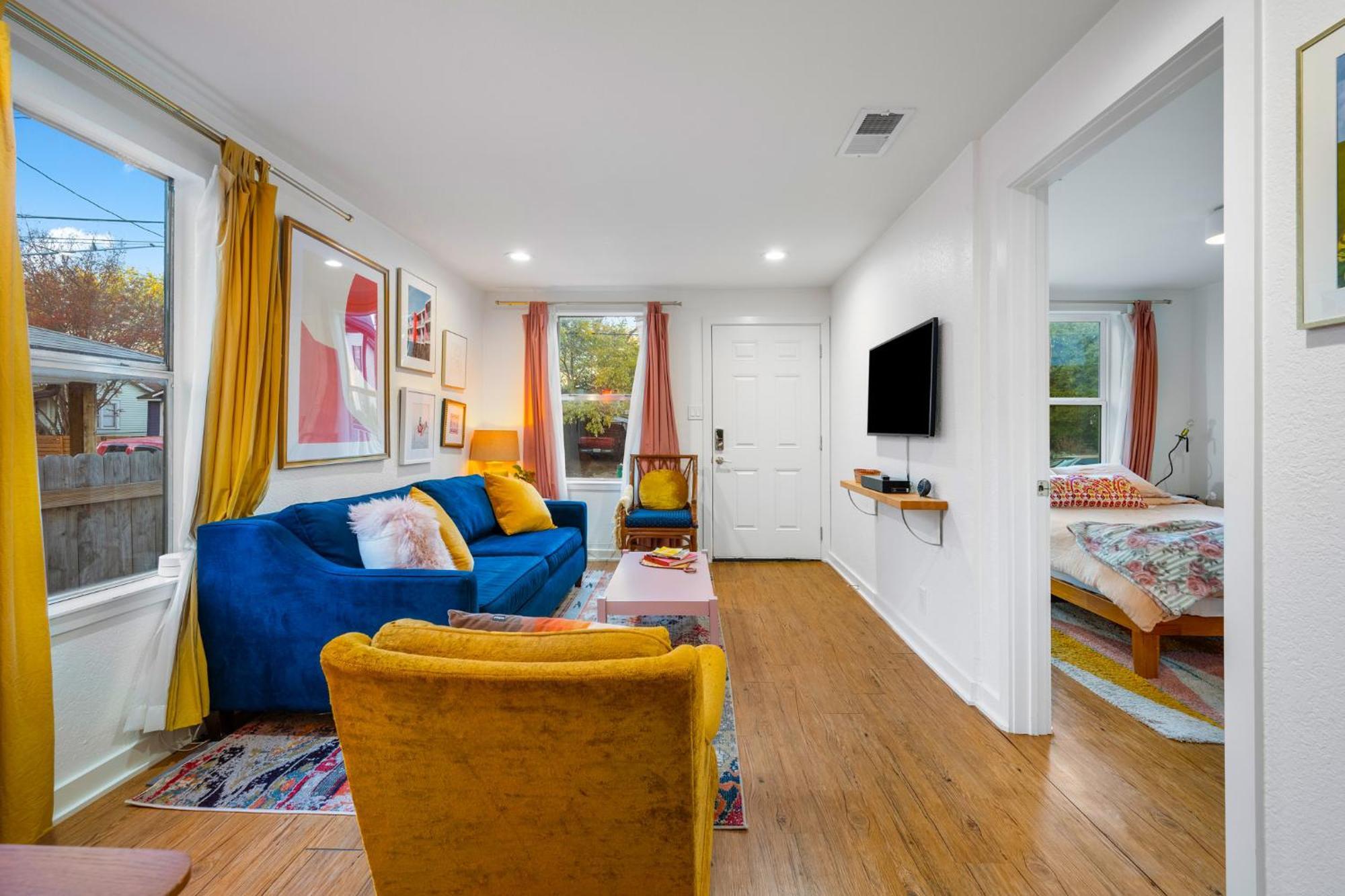 Stylish, Artsy Bungalow Central Eastside Austin Exterior foto